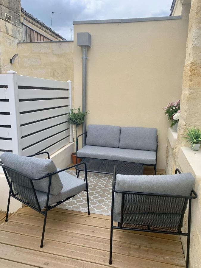 Lovely Accommodationwith Terrace Bordeaux Exterior photo